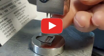 Установка брючного крючка