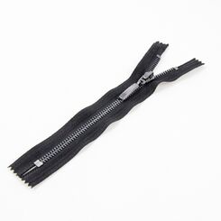 Молния 18 см мeталлическая тип 5 ( звено корн) неразъемная звено ч. никель сл.W0150 ч. никель