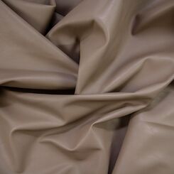 SF901N40R Искусственная кожа шир.137, основа 100%ПЭ верхний слой 100%ПУ , 265 г/м²